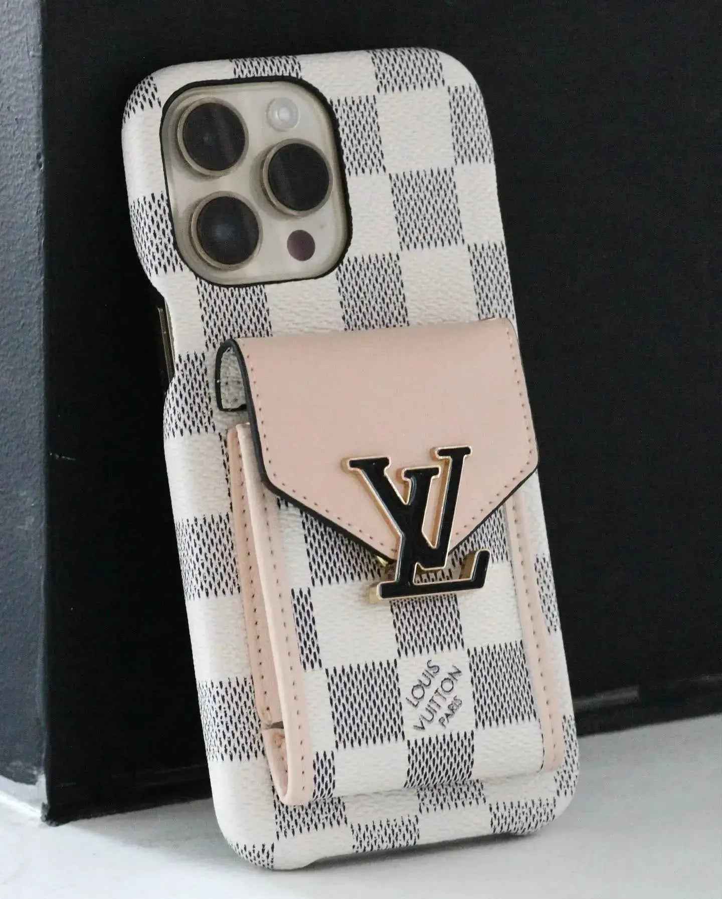 White Checkered Louis Vuitton iPhone 17 Pro Max Case With Cardholder