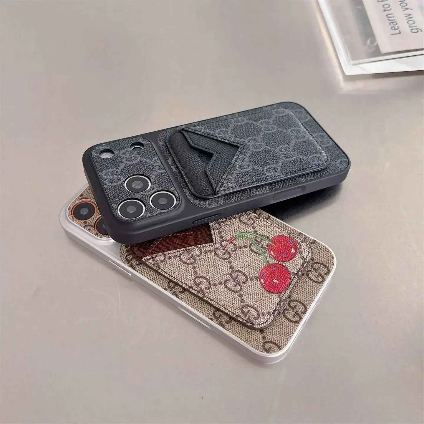 Gucci iPhone Case - GG Style Phone case Magnet Card Holder