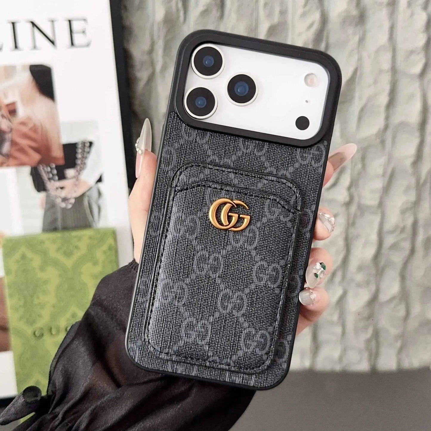 GG Supreme Gucci iPhone 17 Pro Max With Cardholder