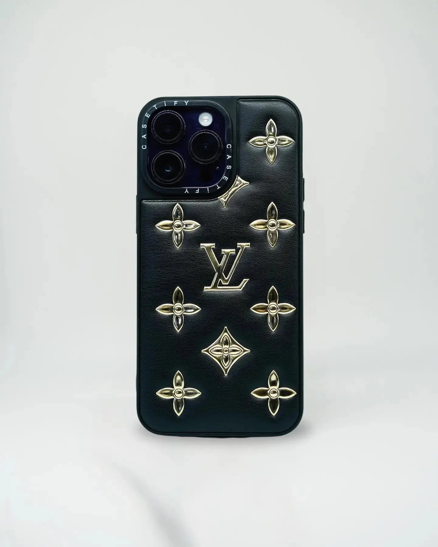 Louis Vuitton iPhone 17 Pro Max Case - White Monogram Coussin Chain