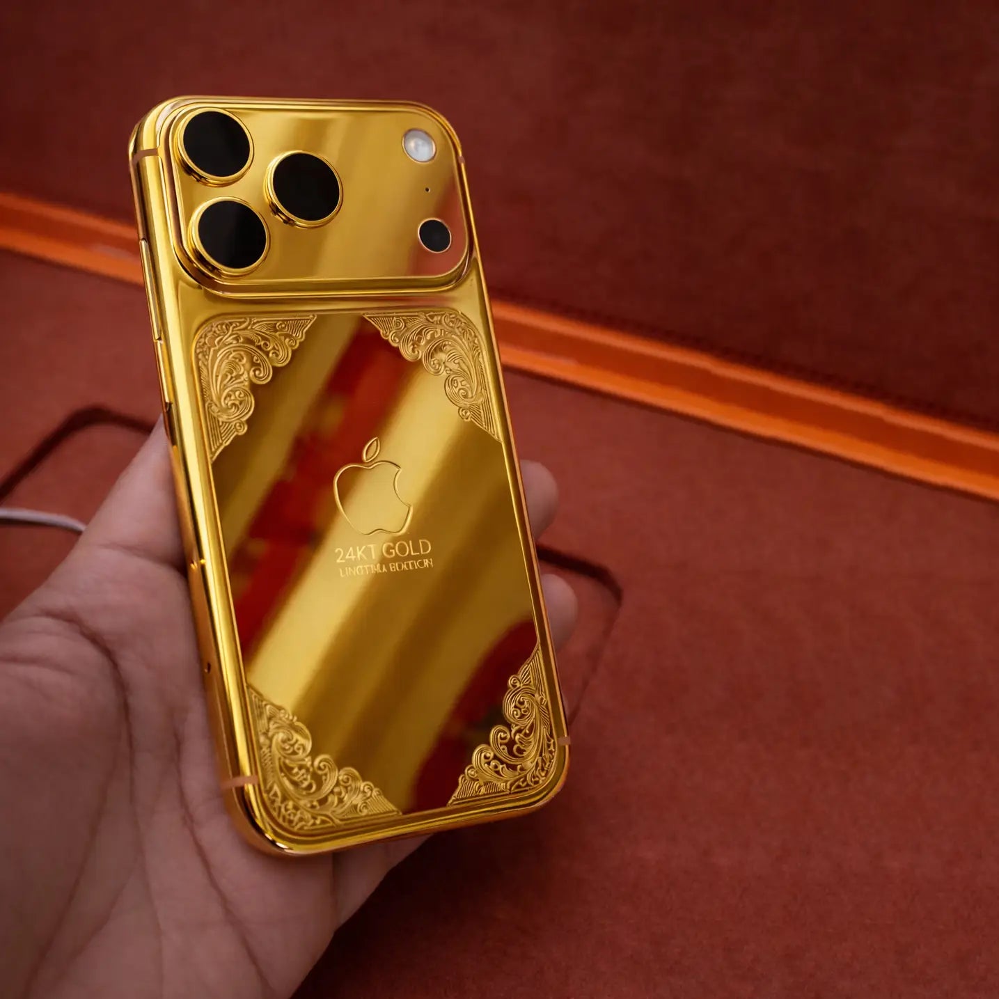 Noble Essence Glanz 24KT Artisan Case
