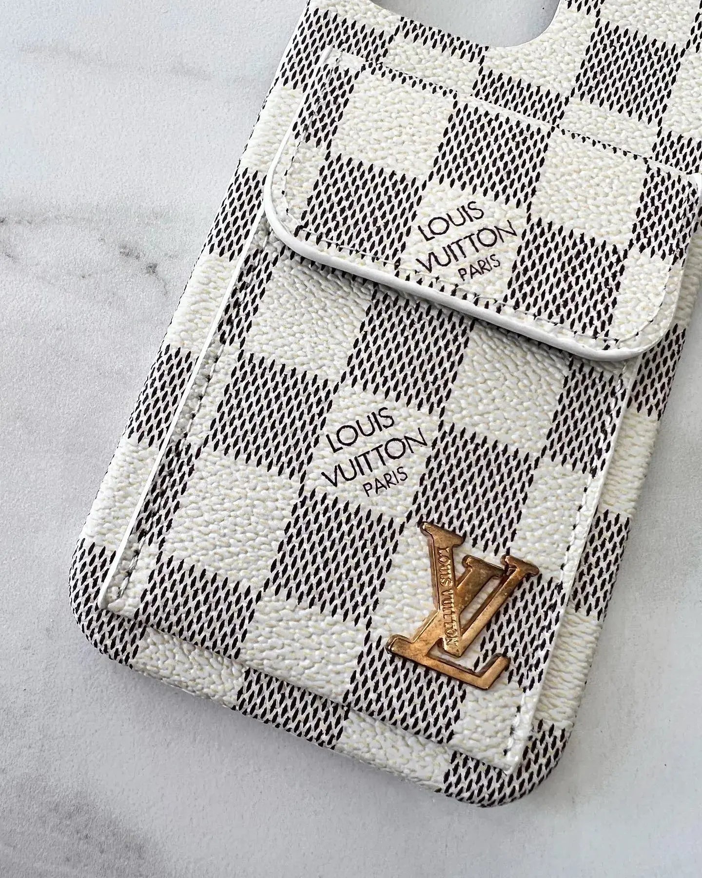 LV iPhone 17 Pro Max Case Cardholder
