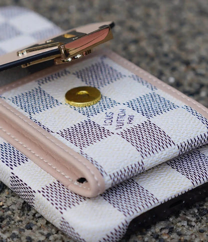White Checkered Louis Vuitton iPhone 17 Pro Max Case With Cardholder