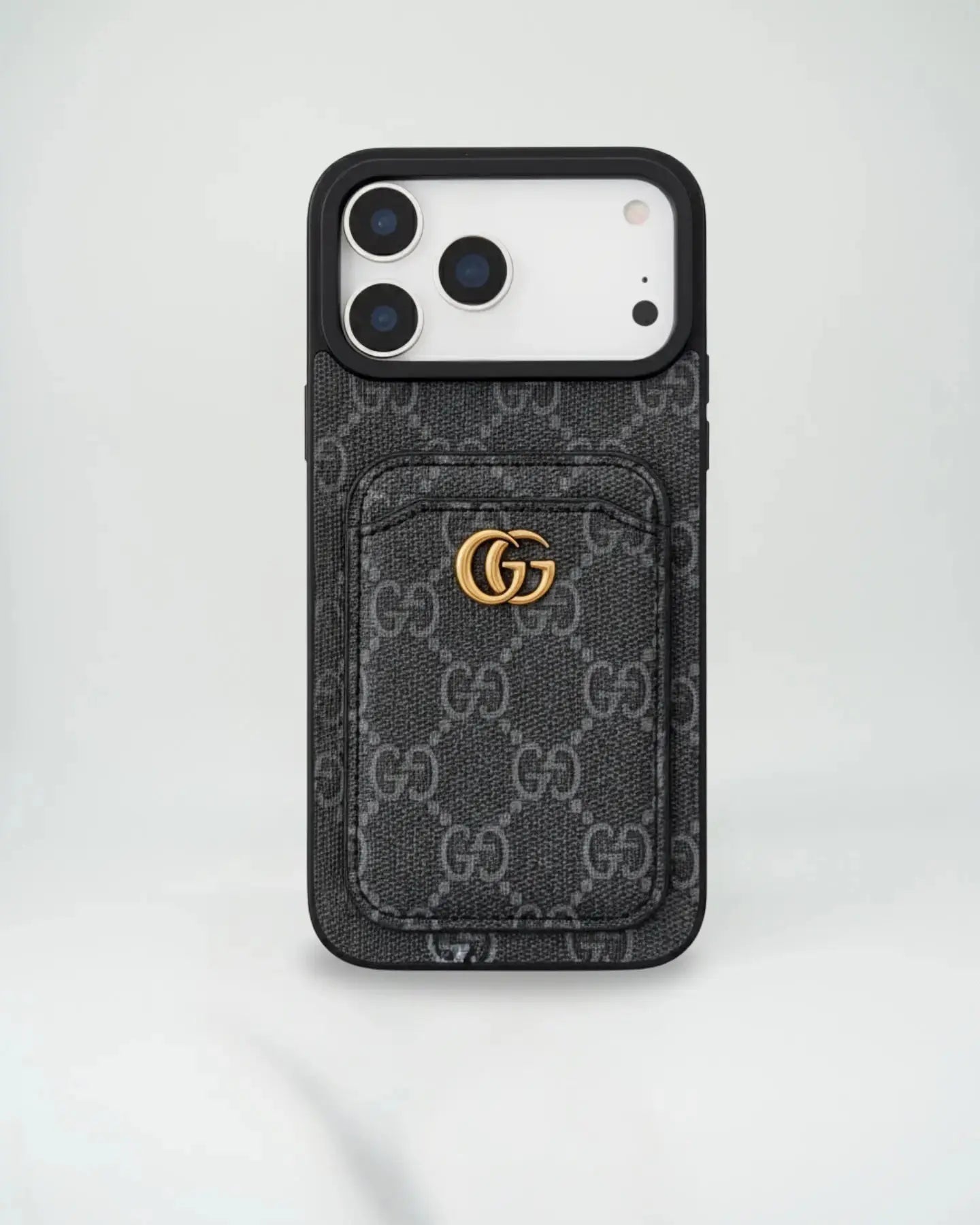 GG Supreme Gucci iPhone 17 Pro Max With Cardholder