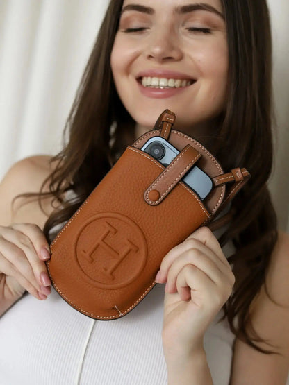 Le Pouch Brun Hermès iPhone 17 Pro Max Case Crossbody Strap Bag