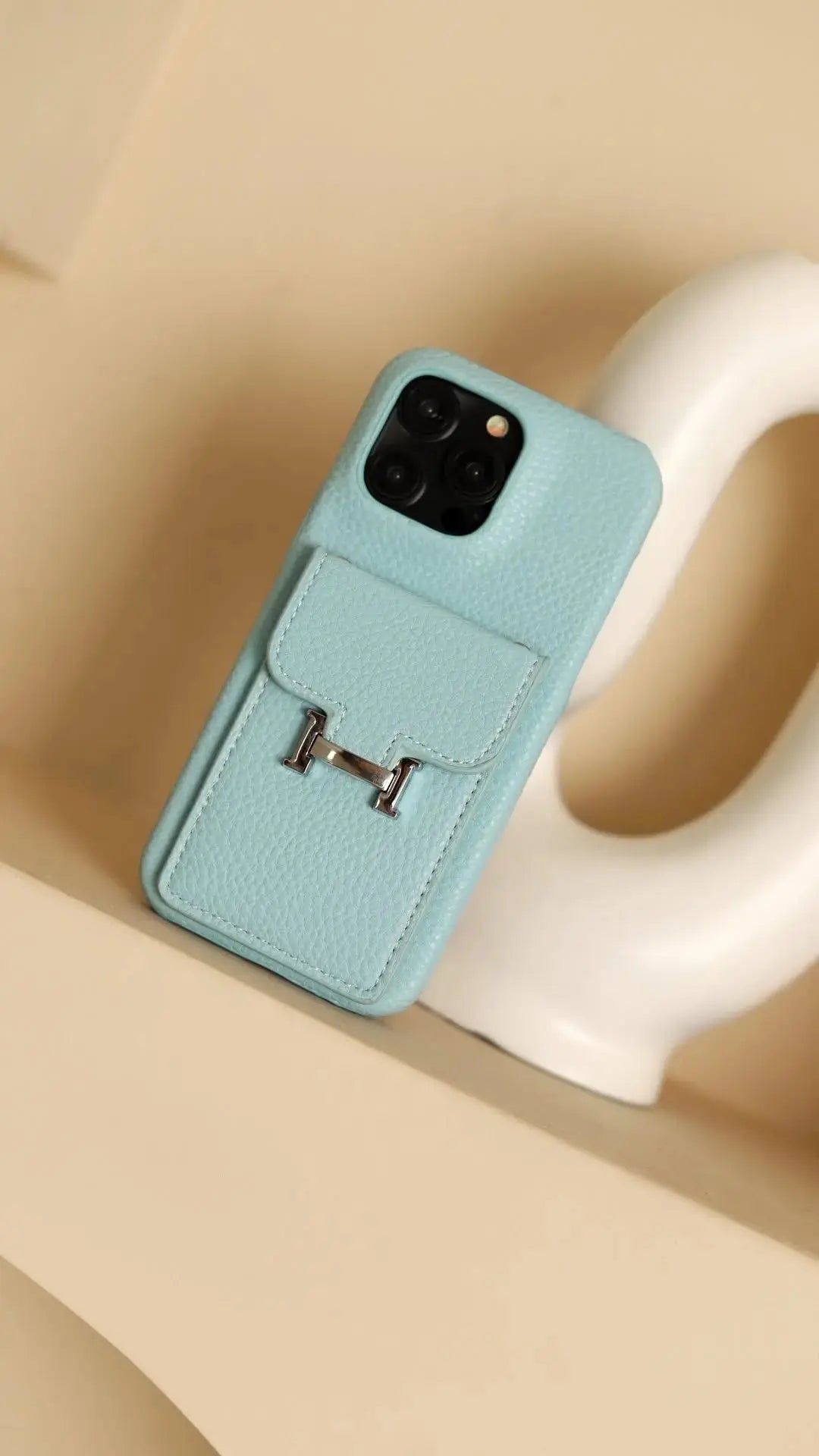 Le Bleu Hermès iPhone 17 Pro Max Case with Cardholder