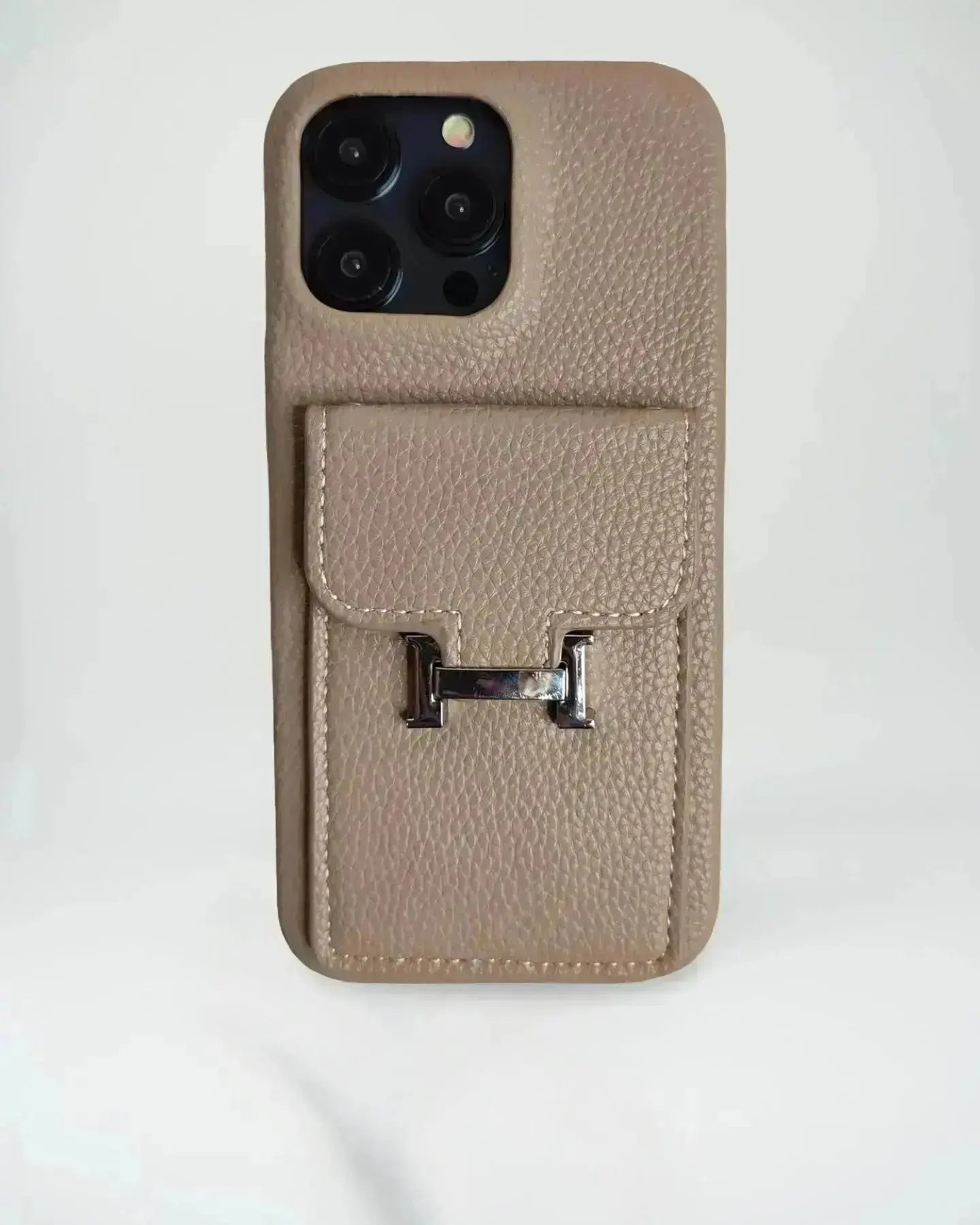 Le Lilas Hermès iPhone 17 Pro Max Case with Cardholder