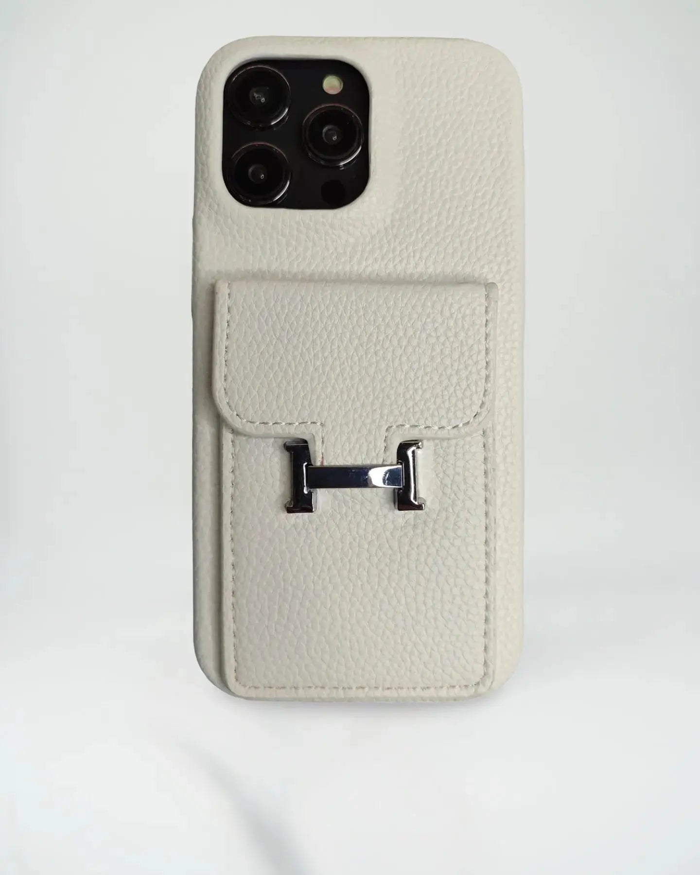Le Lilas Hermès iPhone 17 Pro Max Case with Cardholder