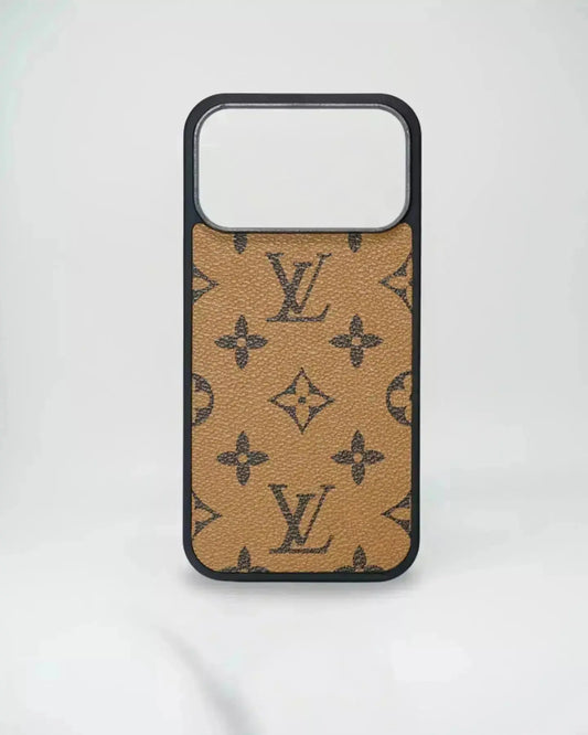 Louis Vuitton iPhone 17 Pro Max Magsafe Case - Honey Monogram