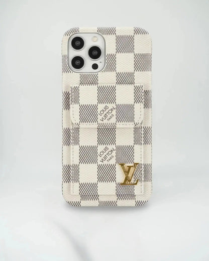 Louis Vuitton iPhone 17 Pro Max Case With CardHolder - Brown Checkered