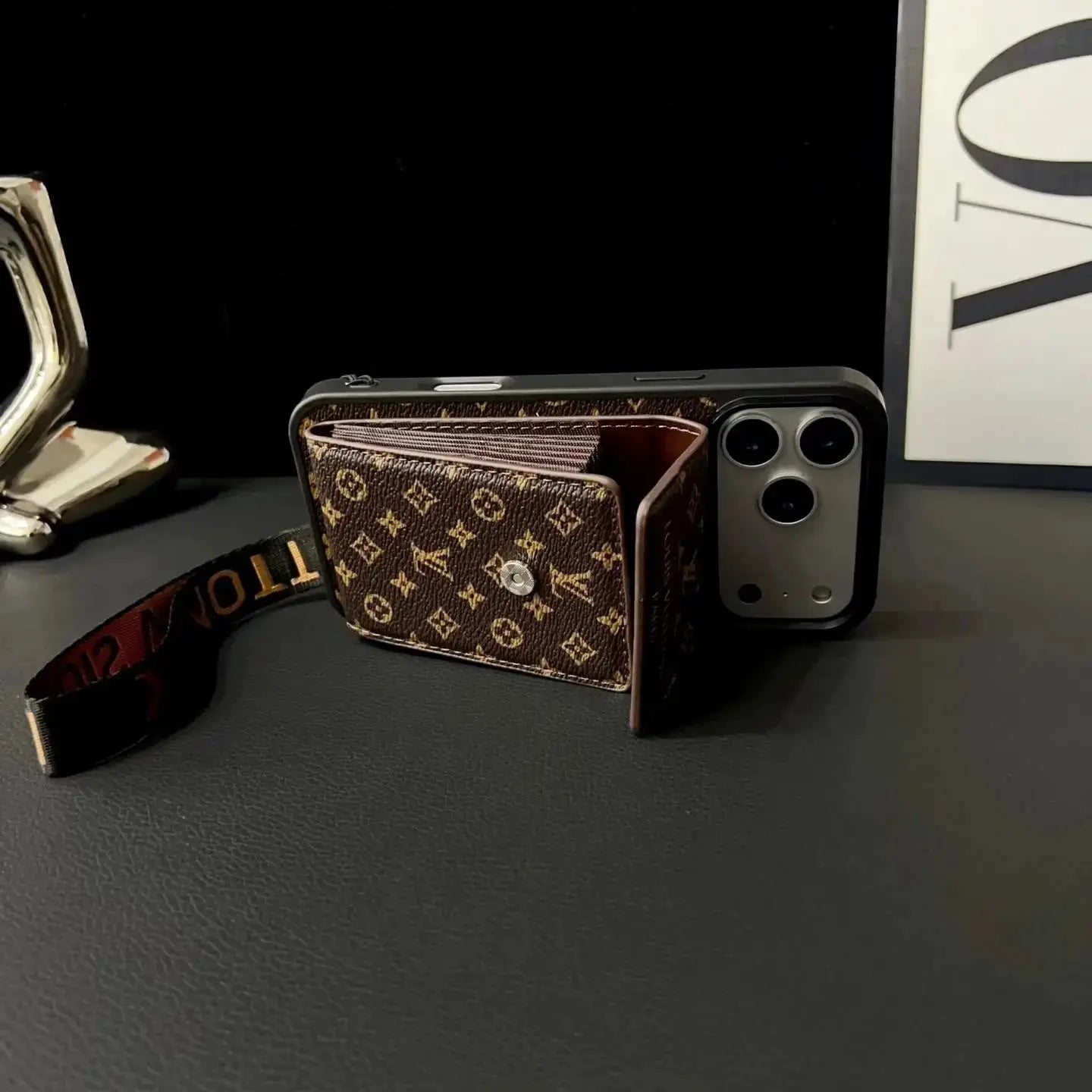 Louis Vuitton iPhone 17 Pro Max Case - LV Classic Accordion Wallet & Strap