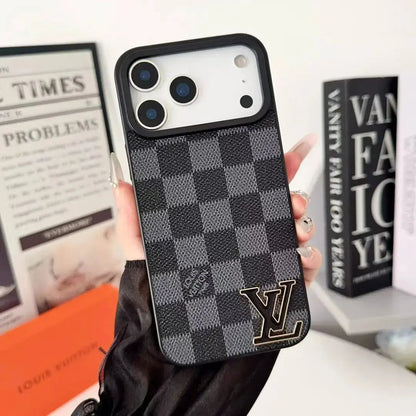 Louis Vuitton iPhone 17 Pro Max Case With Logo - Damier Graphite Canvas