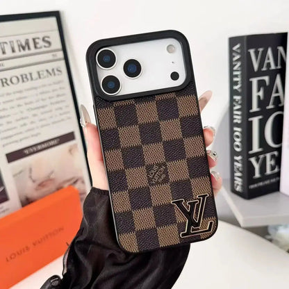 Louis Vuitton iPhone 17 Pro Max Case With Logo - Damier Ebene Canvas