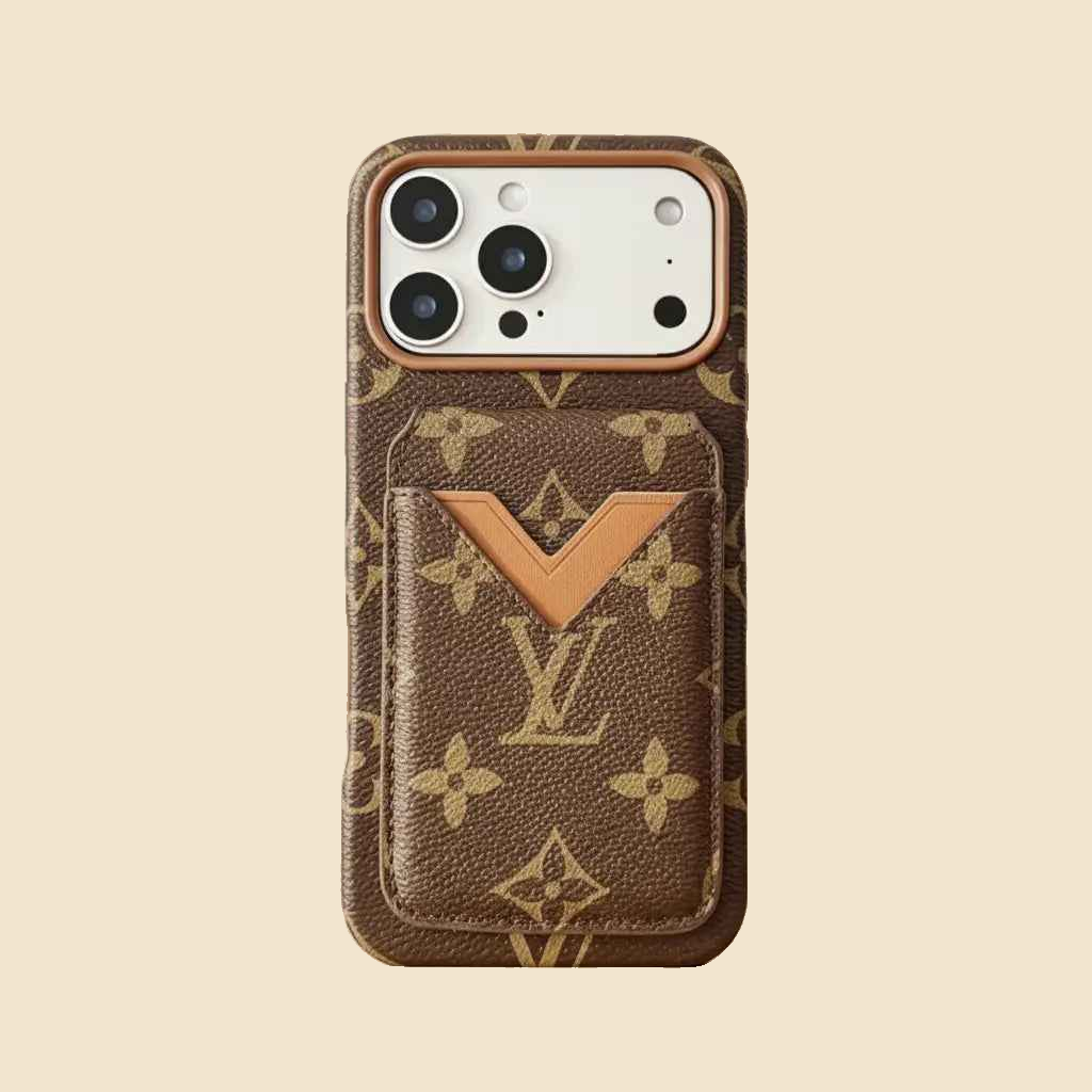 Beige Monogram Gucci iPhone 17 Pro Max Case with Cardholder – Classic Canvas Luxury