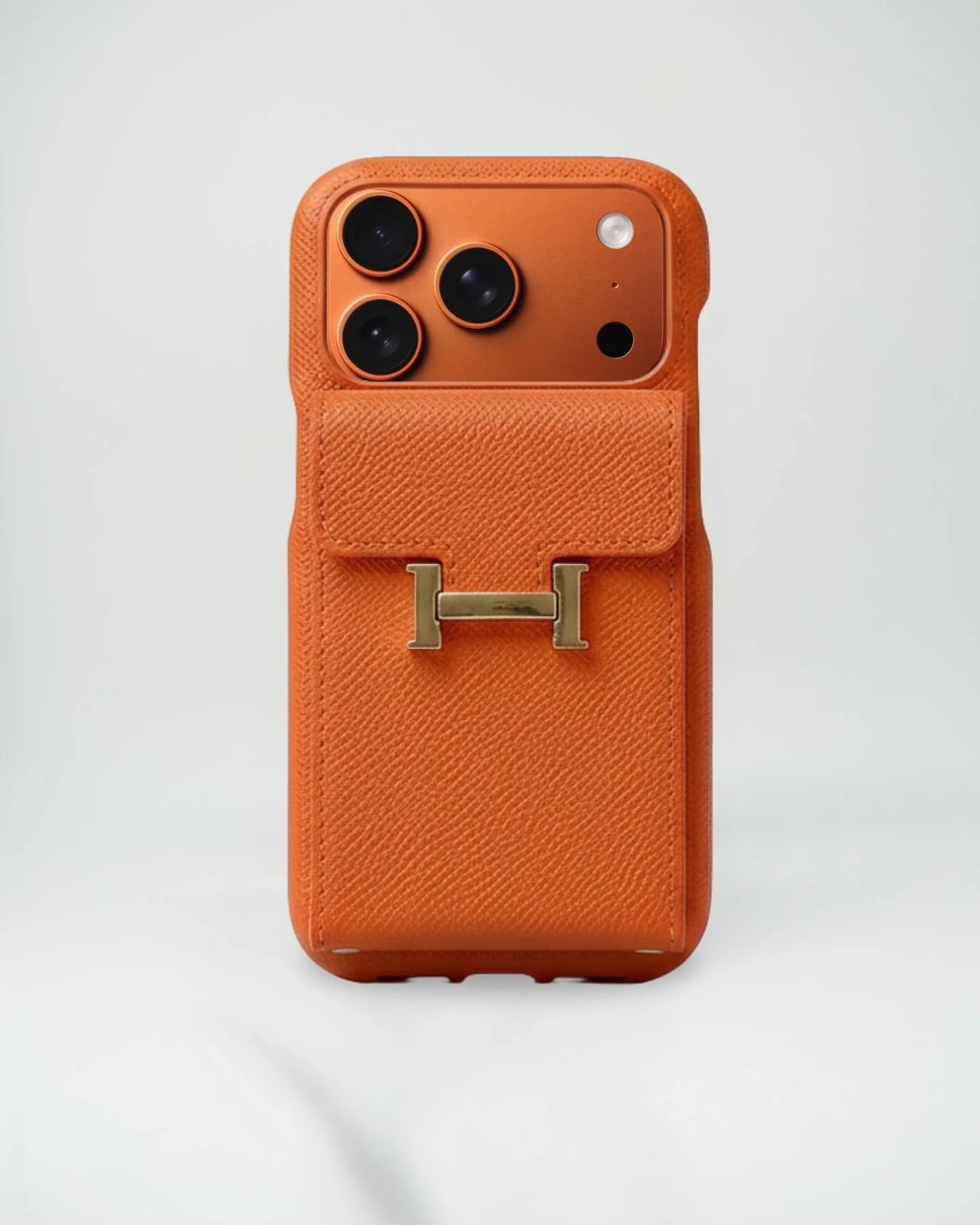 Hermès iPhone 17 Pro Max Case – White Leather Card Holder Luxury Cover