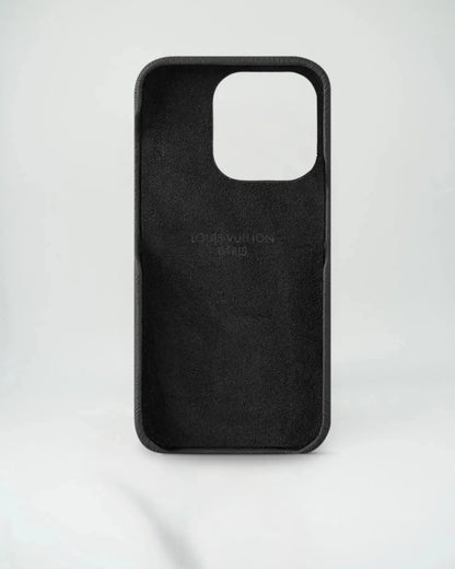 Louis Vuitton iPhone 17 Pro Max Case – Bumper Pallas Monogram Canvas Edition